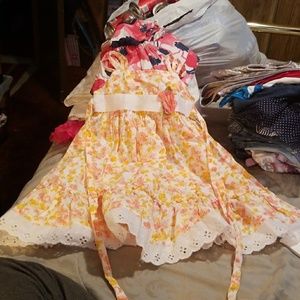 Girls dress